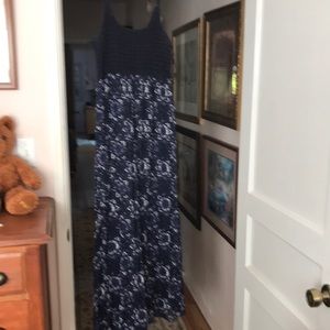 Long sundress. Navy blue stretch top.